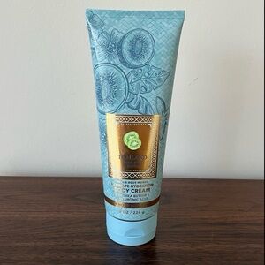 NEW BATH & BODY Thailand Sweet Kiwi & Starfruit Ultimate Hydration Body Cream